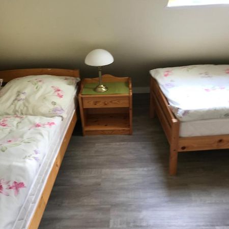 Haus Andrea -Wohnung Oben Бюзум Экстерьер фото