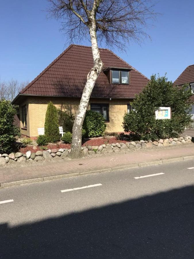 Haus Andrea -Wohnung Oben Бюзум Экстерьер фото