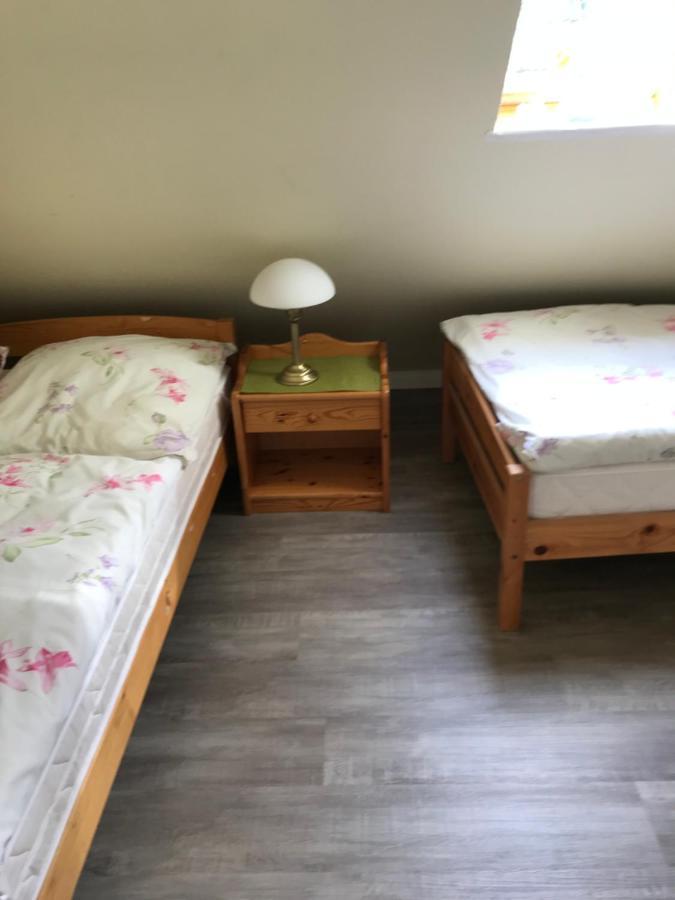 Haus Andrea -Wohnung Oben Бюзум Экстерьер фото